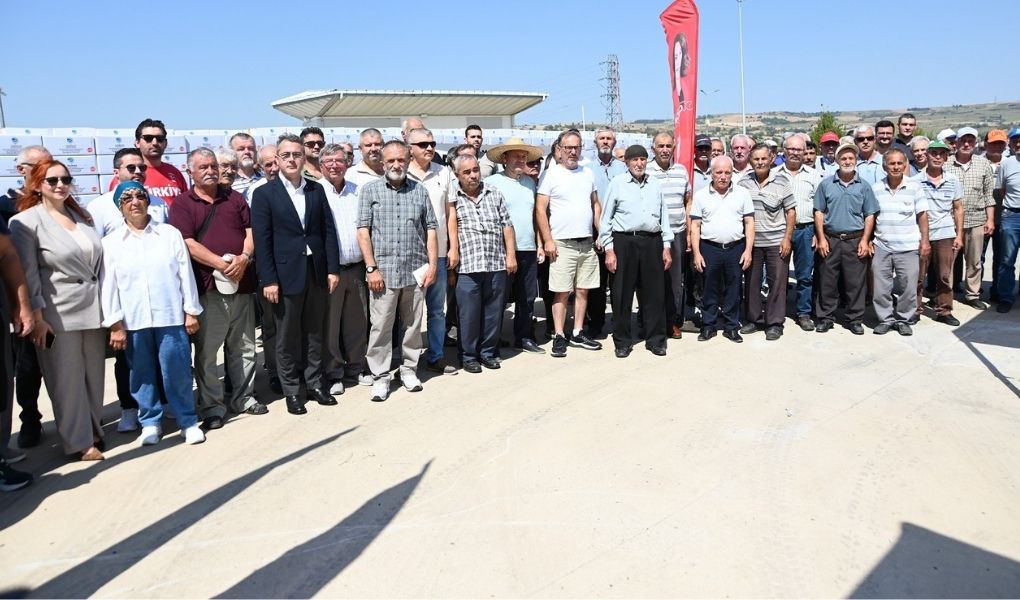 BÜYÜKŞEHİR'DEN ARI YAŞAM GÜCÜ İLE ÜRETİCİYE CANDAN DESTEK