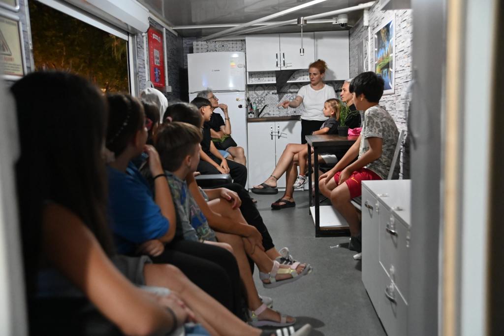 BÜYÜKŞEHİR'DEN DEPREM BİLİNCİNE ÖNEMLİ KATKI