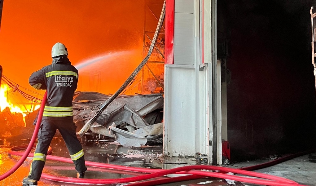 İTFAİYE 2025 YILININ İLK 6 AYINDA 5.889 OLAYA MÜDAHALE ETTİ