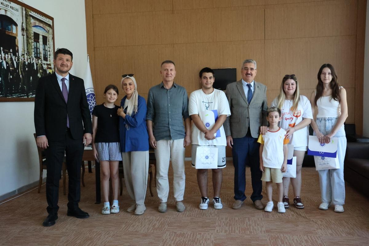 TEKİRDAĞ NAMIK KEMAL ÜNİVERSİTESİNDE 2025-2026 AKADEMİK YILININ YENİ DÖNEM İLK KAYITLARI GERÇEKLEŞTİ