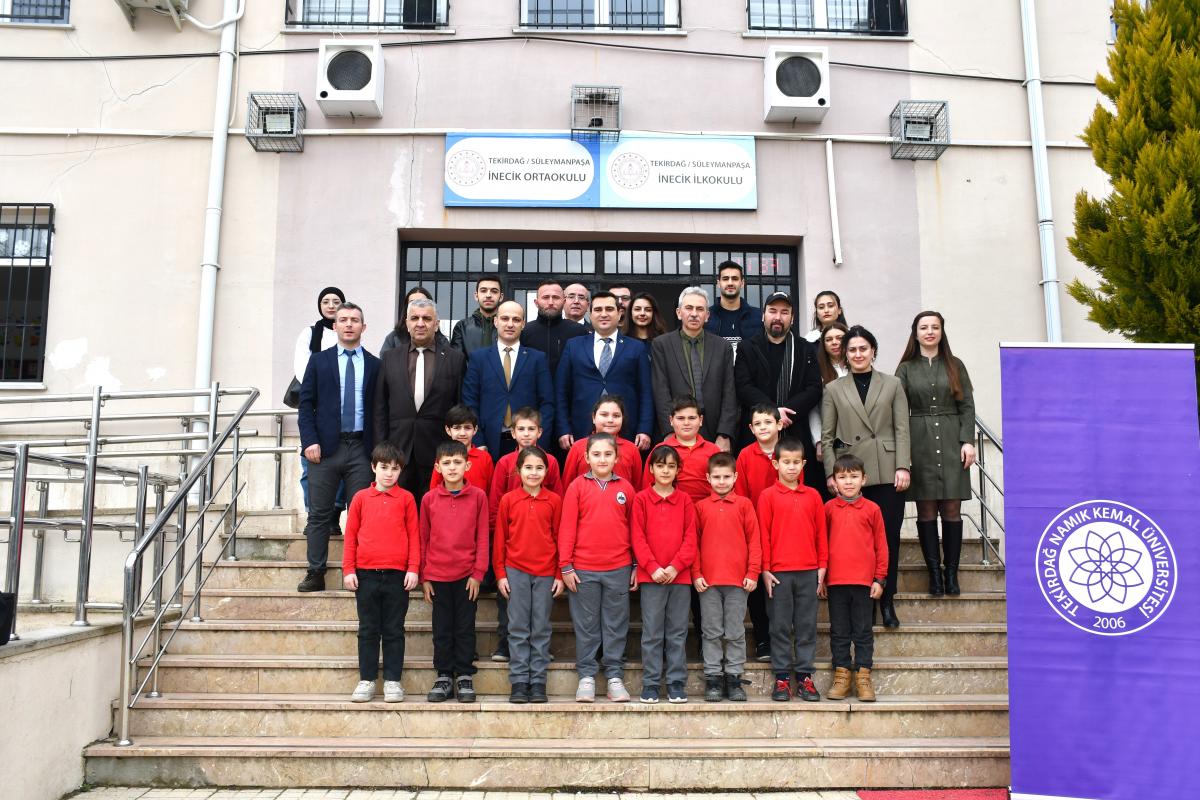 TEKİRDAĞ NKÜ ÖĞRENCİ TOPLULUĞUNDAN KİTAP ETKİNLİKLERİ