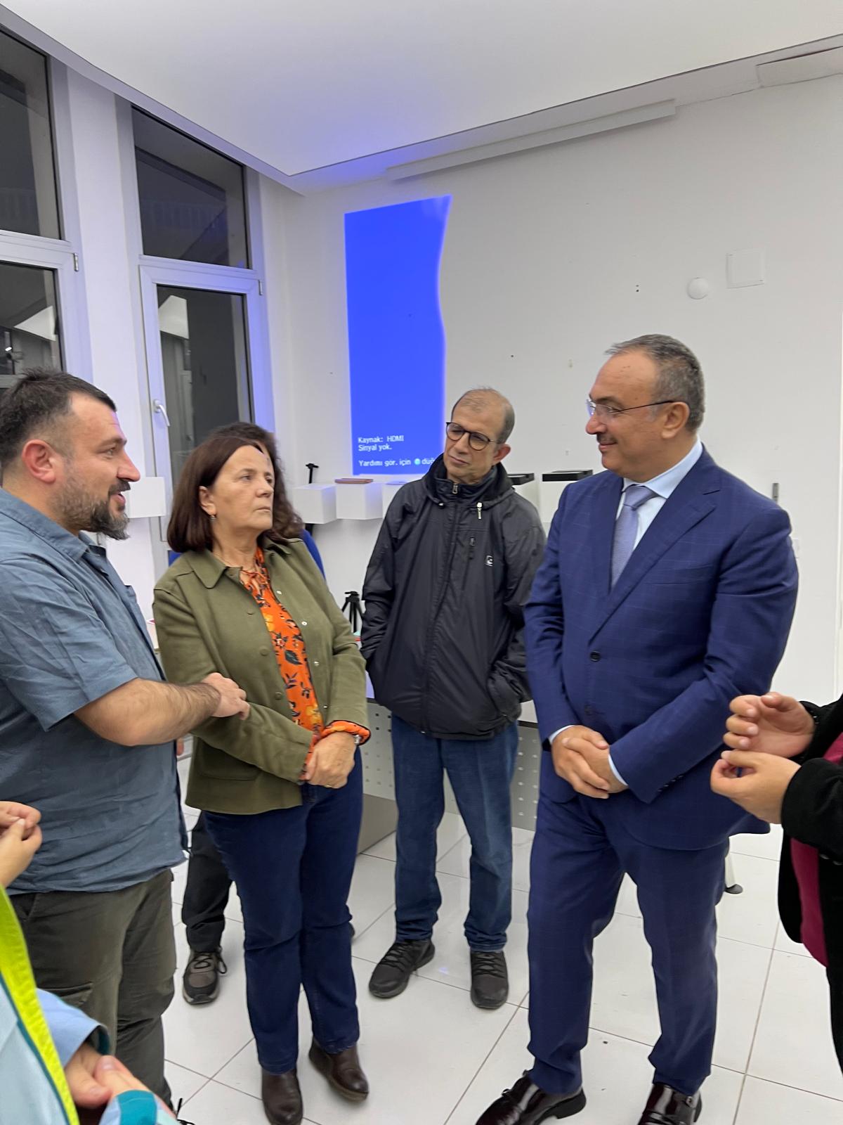 Vali Soytürk Osmanlıca Atölyesine Katıldı