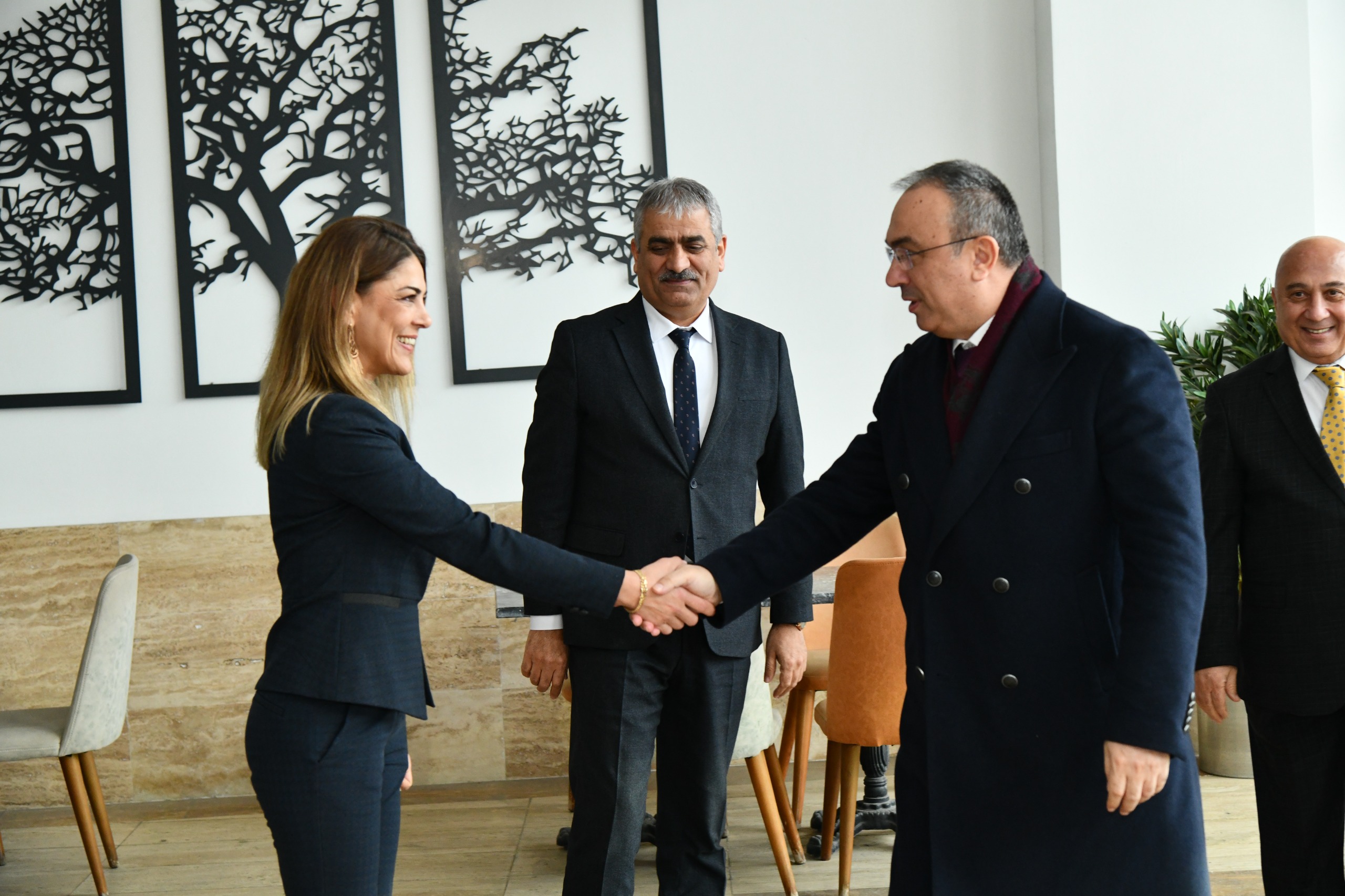 Vali Soytürk Türkiye’de Koruyucu Aile Sisteminin Güçlendirilmesi Projesi Paydaş Toplantısına Katıldı